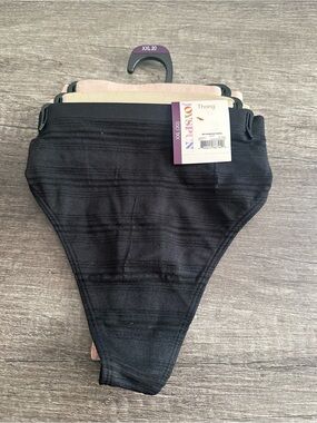 Yospun Women's Black & Nude Seamless Thong 3-Pack